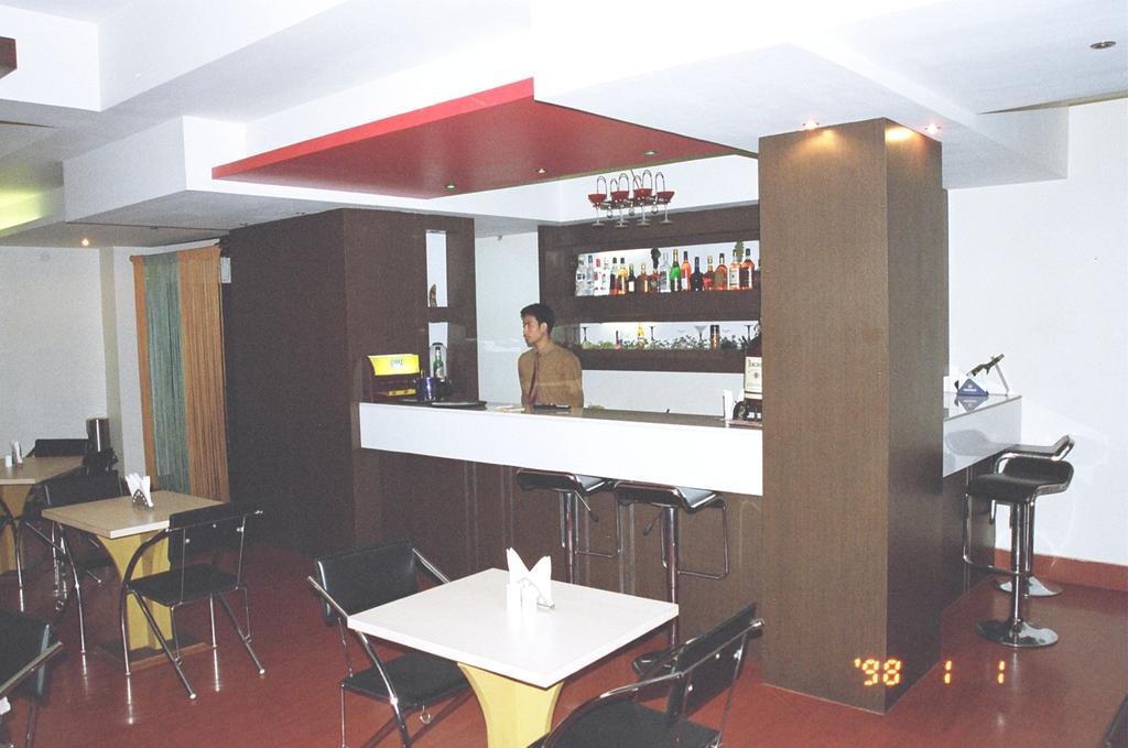 غاواهاتي Hotel Fame City المظهر الخارجي الصورة